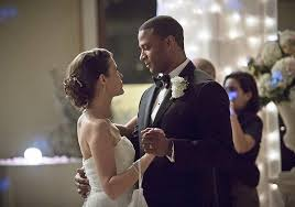 Illustration for article titled Like Life Itself, Arrow Goes Completely Downhill After The Wedding